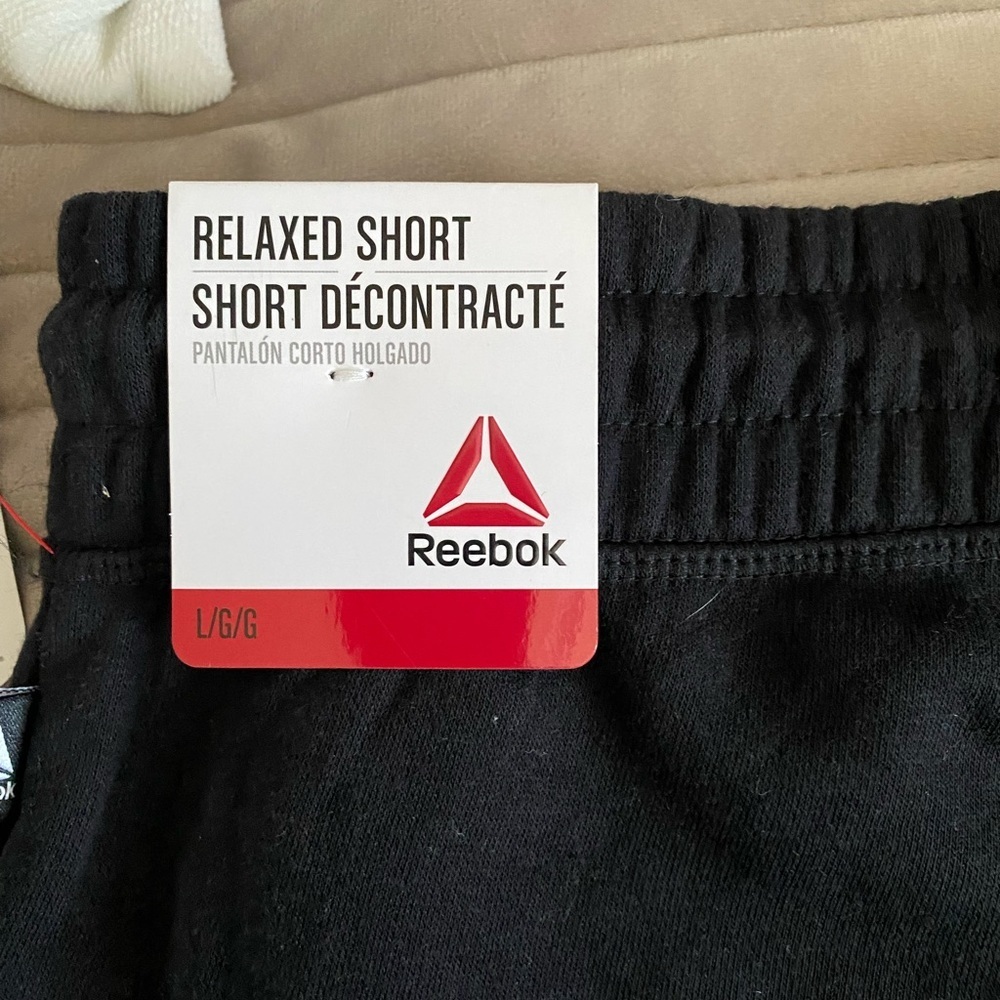 Reebok Relaxed Short NWT - Picture 7 of 7